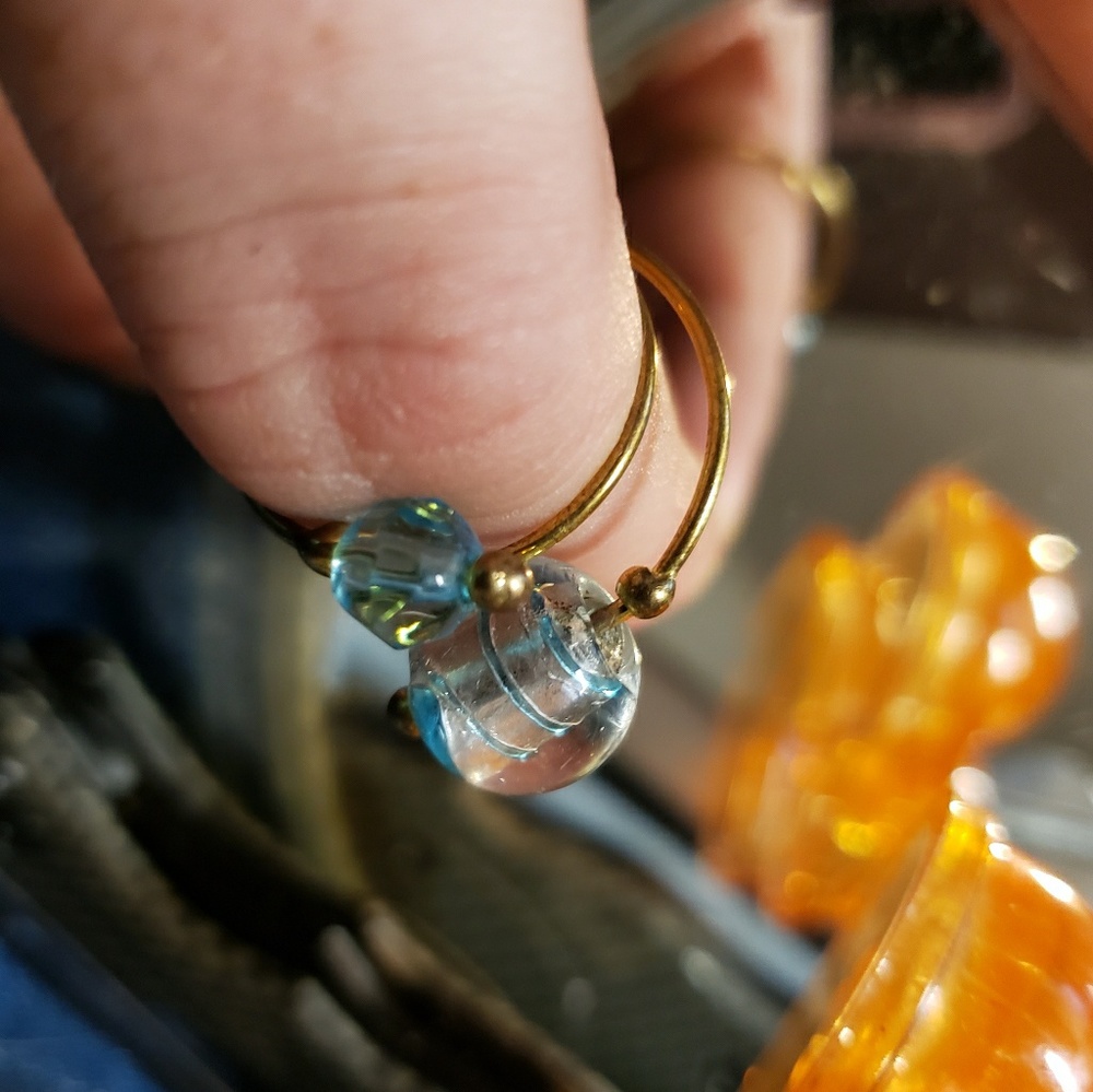 Wire ring - Picture 2 of 2